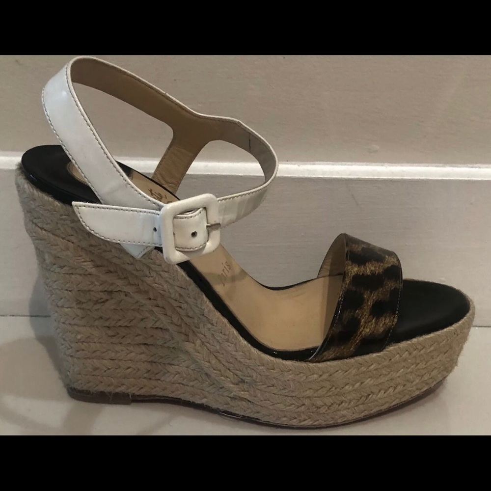 $895 CHRISTIAN LOUBOUTIN PATENT LEATHER WEDGE SZ 6